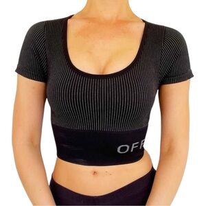 Offline By Aerie Women’s Black Pinstripe Scoop Neck Crop Top Size L Short Sleeve